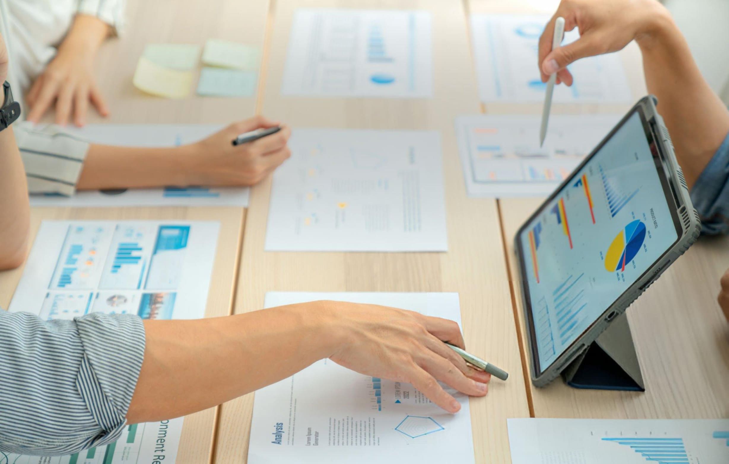 Project closeout with transparent reporting documents